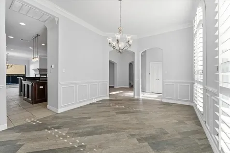98 Victoria Drive W Montgomery TX 77356
