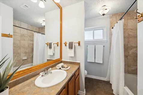 320 Creek Bend Drive League City TX 77573