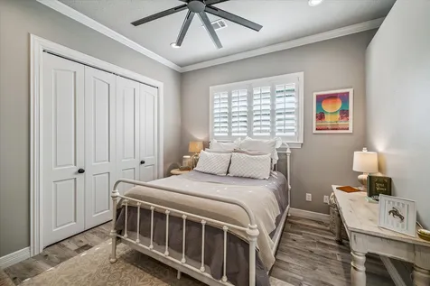 11 Turtle Cove Court Kingwood TX 77346