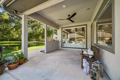 11 Turtle Cove Court Kingwood TX 77346