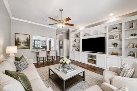 11 Turtle Cove Court Kingwood TX 77346