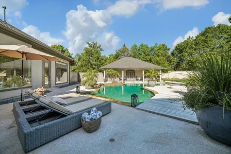 11 Turtle Cove Court Kingwood TX 77346