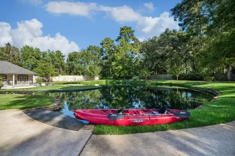 11 Turtle Cove Court Kingwood TX 77346