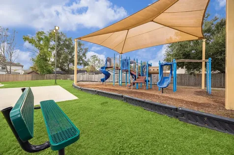 2723 N Brompton Drive Pearland TX 77584