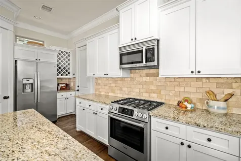 412 W 25th Street Houston TX 77008
