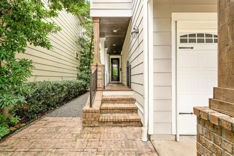 412 W 25th Street Houston TX 77008