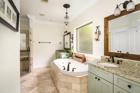 412 W 25th Street Houston TX 77008