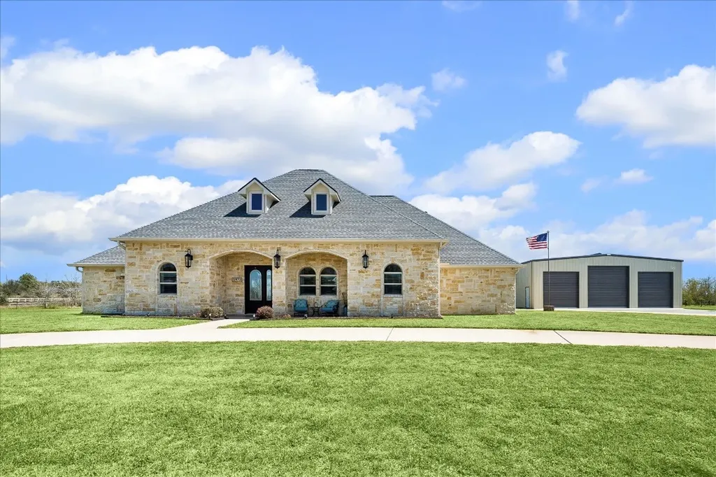 2970 Settlers Way Drive Sealy TX 77474