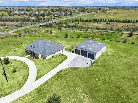 2970 Settlers Way Drive Sealy TX 77474