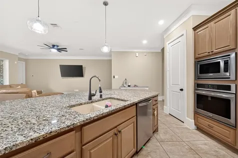 6839 Pioneer Trail Katy TX 77493