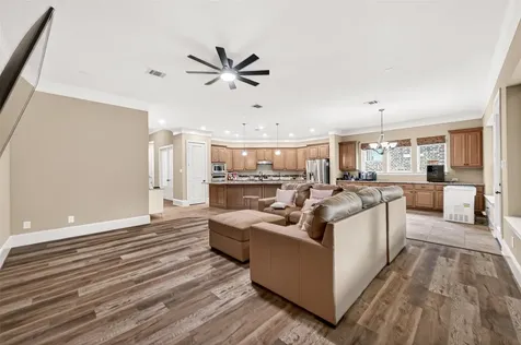 6839 Pioneer Trail Katy TX 77493