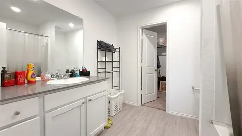 6735 Carlton Crest San Antonio TX 78253