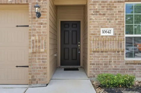 10642 Lost Maples Drive Cleveland TX 77328