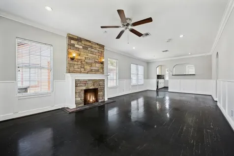 2912 Cetti Street Houston TX 77009