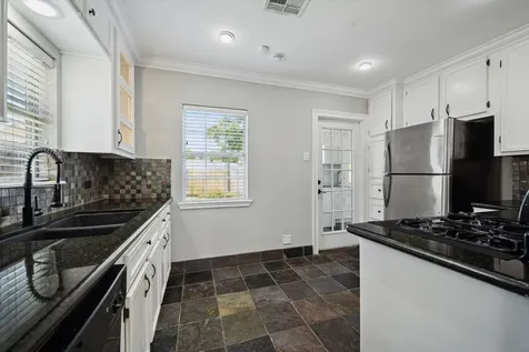 2912 Cetti Street Houston TX 77009