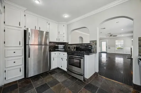 2912 Cetti Street Houston TX 77009