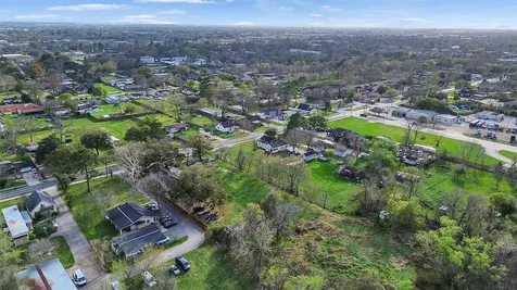 5227 Pine Avenue Pasadena TX 77503