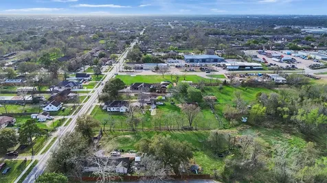 5227 Pine Avenue Pasadena TX 77503