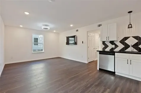 310 Delmar Street D Houston TX 77011