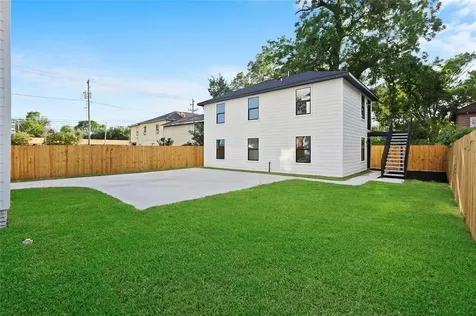 310 Delmar Street D Houston TX 77011