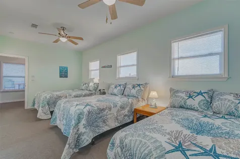 2691 Gillespie Crystal Beach TX 77650