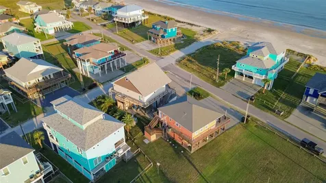 2691 Gillespie Crystal Beach TX 77650