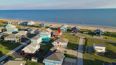 2691 Gillespie Crystal Beach TX 77650