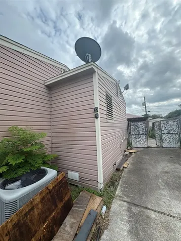 3545 Monterrey Street Corpus Christi TX 78411