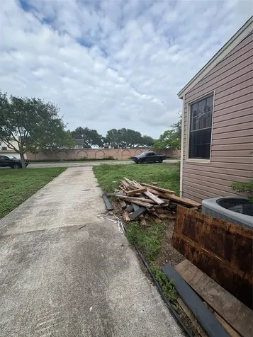 3545 Monterrey Street Corpus Christi TX 78411