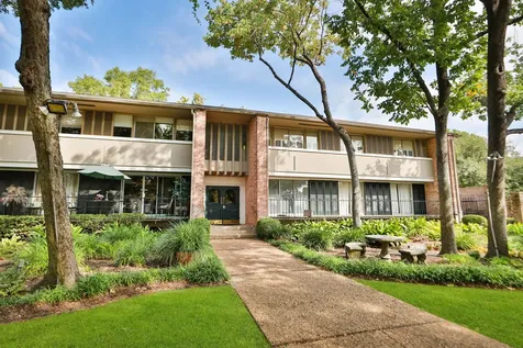 666 S Ripple Creek Drive 666 Houston TX 77057