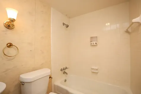 666 S Ripple Creek Drive 666 Houston TX 77057