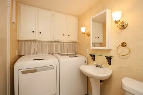 666 S Ripple Creek Drive 666 Houston TX 77057