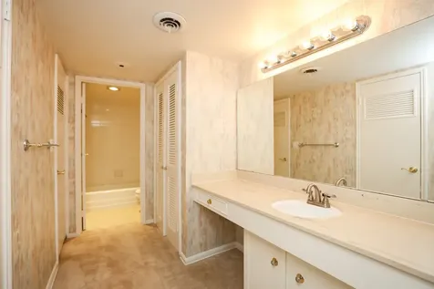 666 S Ripple Creek Drive 666 Houston TX 77057