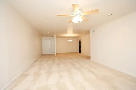 666 S Ripple Creek Drive 666 Houston TX 77057