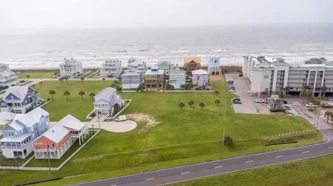 11730 Opihi Galveston TX 77554