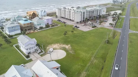 11730 Opihi Galveston TX 77554