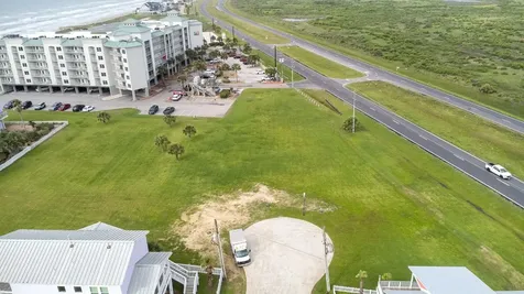 11730 Opihi Galveston TX 77554