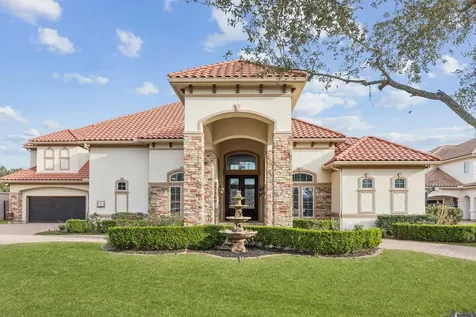 32 Miramar Heights Circle Sugar Land TX 77479