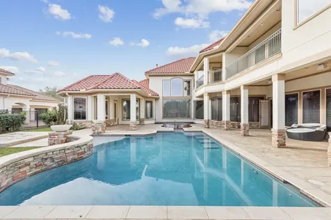 32 Miramar Heights Circle Sugar Land TX 77479
