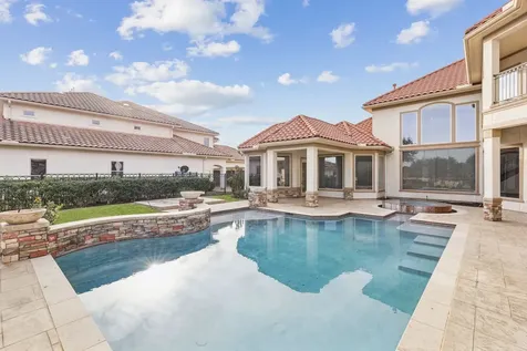 32 Miramar Heights Circle Sugar Land TX 77479