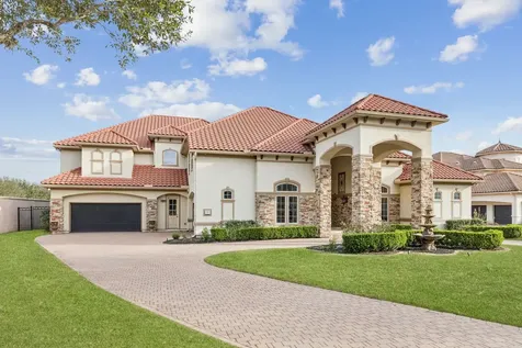 32 Miramar Heights Circle Sugar Land TX 77479