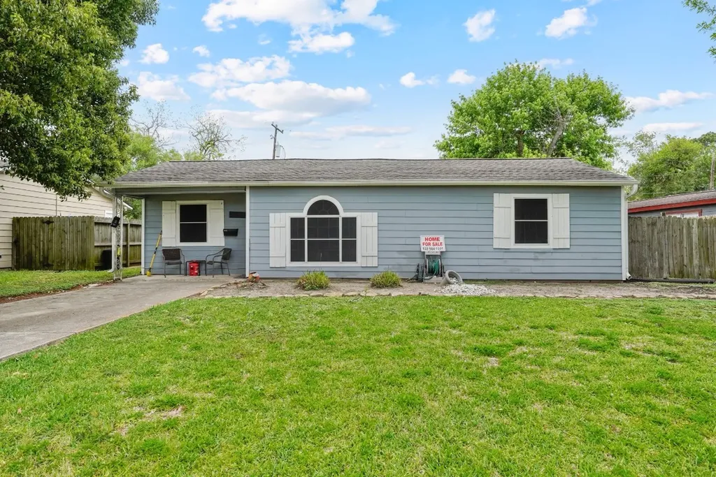 2113 Pickerton Drive Deer Park TX 77536