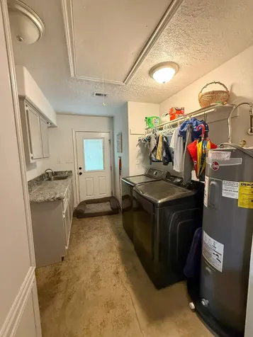 107 County Road 409 Sweeny TX 77480