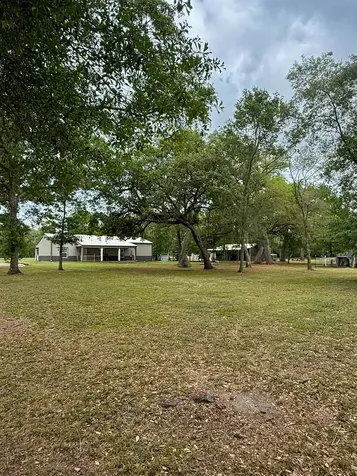 107 County Road 409 Sweeny TX 77480