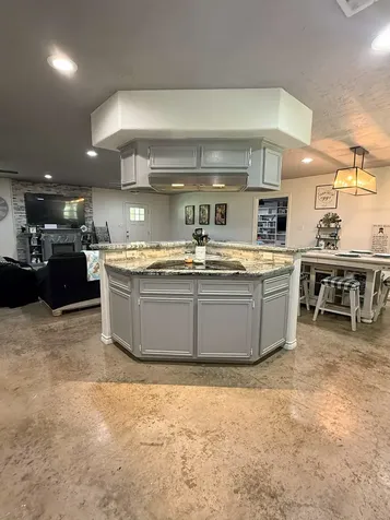 107 County Road 409 Sweeny TX 77480