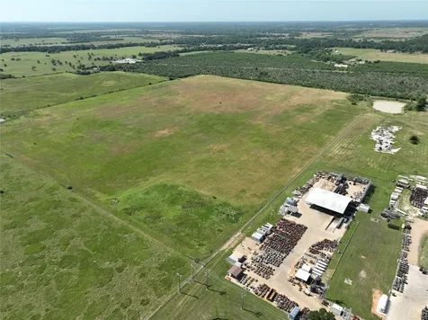 14177 E Ueckert Road Bellville TX 77418