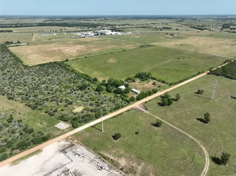 14177 E Ueckert Road Bellville TX 77418