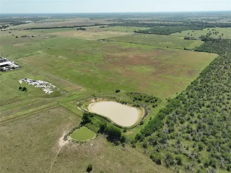 14177 E Ueckert Road Bellville TX 77418