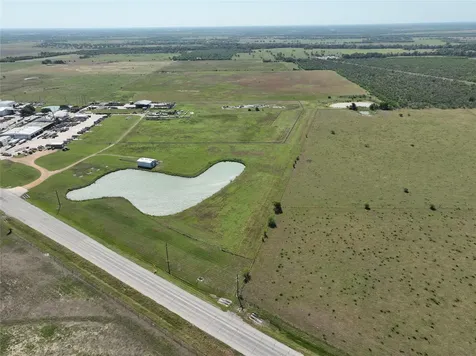 14177 E Ueckert Road Bellville TX 77418