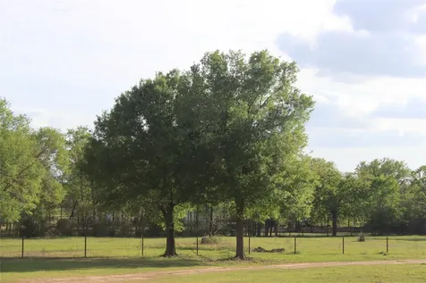 27134 Muckelroy Road Hempstead TX 77445
